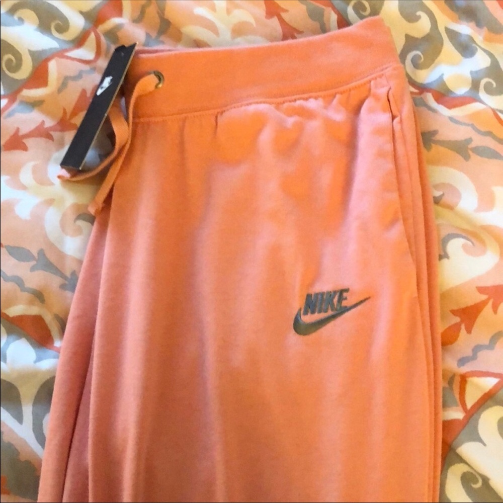 Ultimate Nike medium bundle - Picture 2 of 3